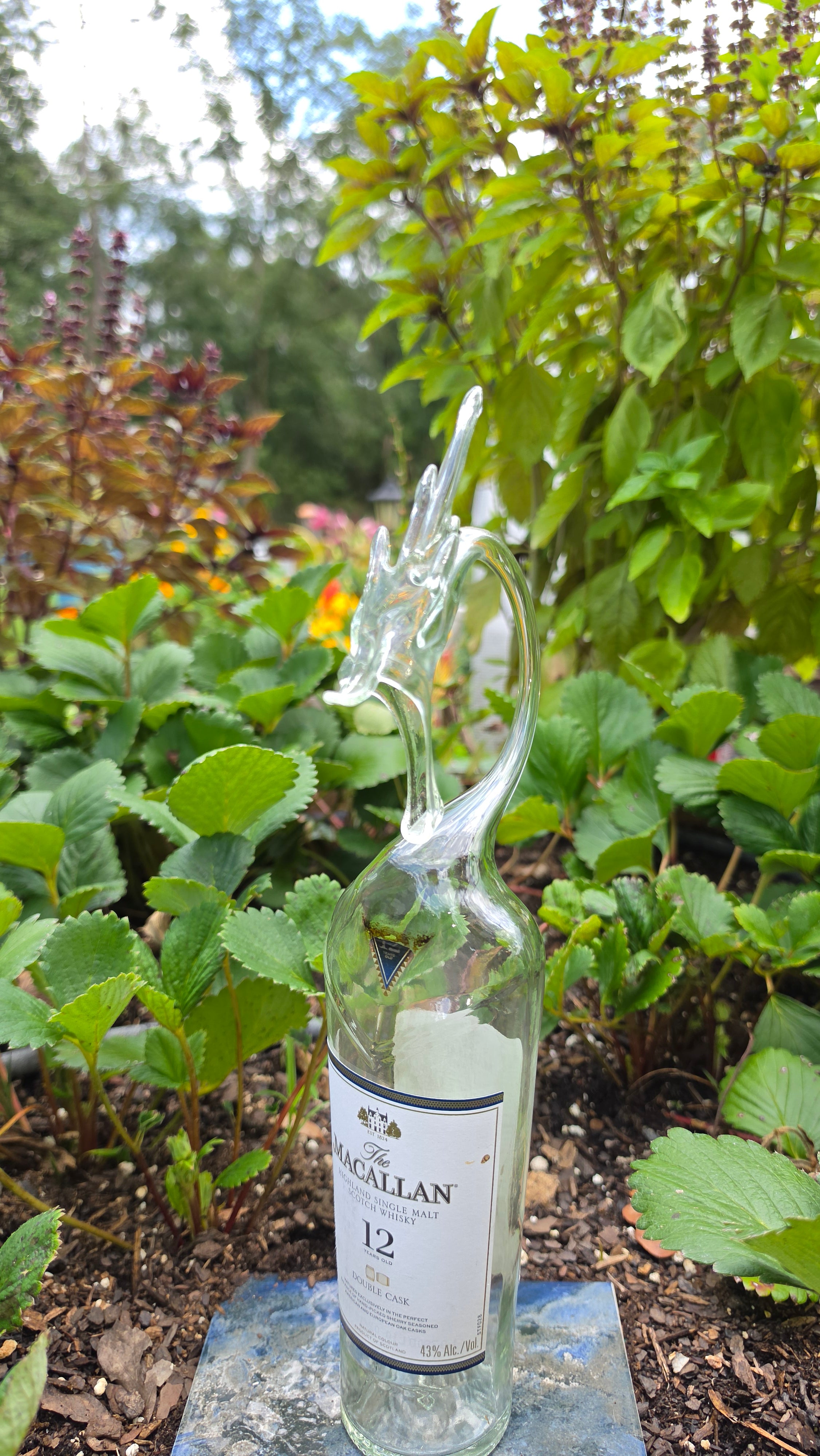 The Macallan Dragon Sculpture – Handcrafted Premium Whiskey Art